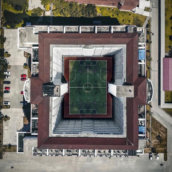 Have faith in yourself and not even the sky will be the limit.
-

Bird view of T...