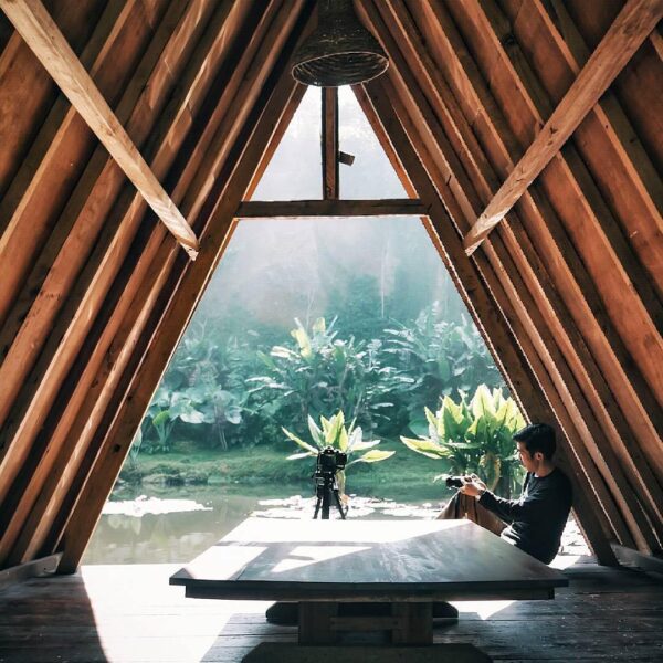 Have guts in making decisions and allow yourself to explore new opportunity.
-
P...