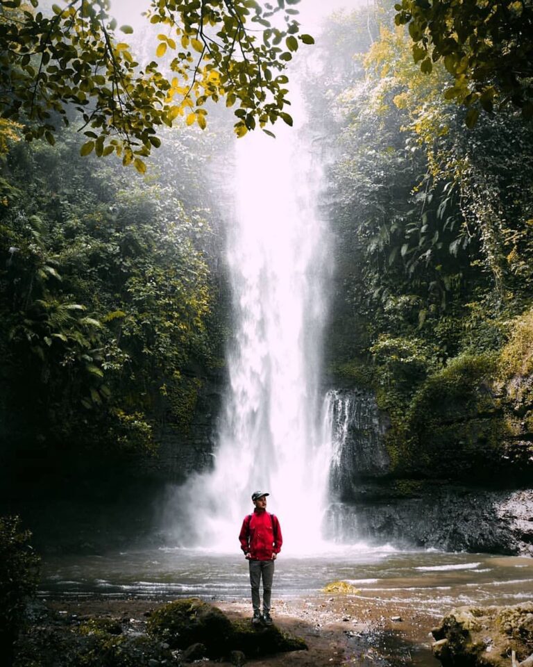 If we stand for the nature, it will present you a beautiful gift.
Captured by  
...