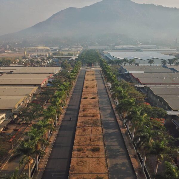 Life is about choosing the right path for you. -
Photo by  . #explorebandung...