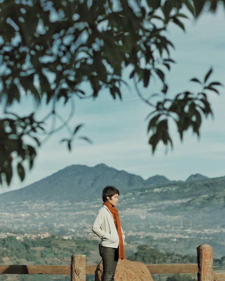Look far beyond the world has offered you. Tebing Keraton captured by 
#exploreb...