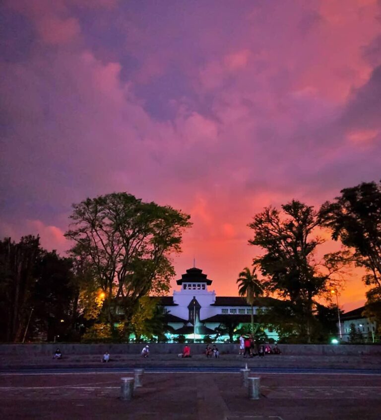 Mixture of lilac and orange in the sky is a proof that there’s a beauty in diver...