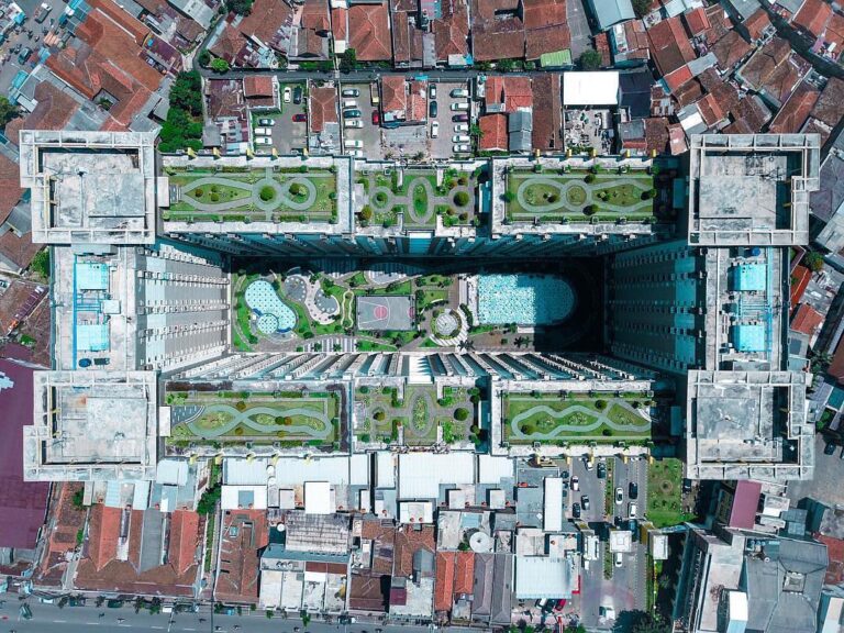 Rooftop garden of Gateway Apartment Bandung from bird eye view taken by 
#explor...
