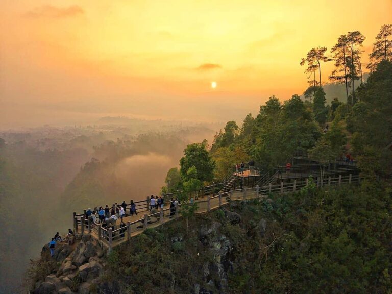 To experience a sunrise is one of the most breathtaking visions to witness. - 
P...