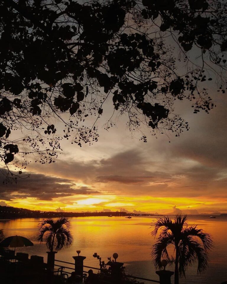#explorebaubau Photo today by  taket at Bukit Wantiro Kota Baubau....