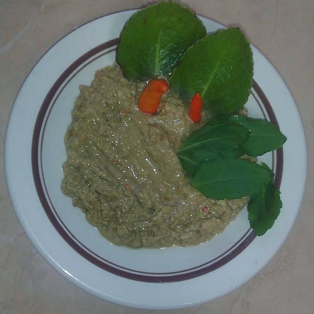Jame Manggemoro 
Makanan ini berbahan dasar ikan Teri (uta mene) dan Manggemoro ...