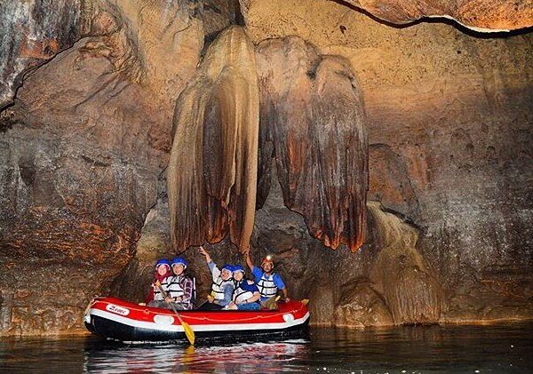 Ada yang baru nih buat temen-temen yang mau wisata goa, namanya Goa Tanding, ber...