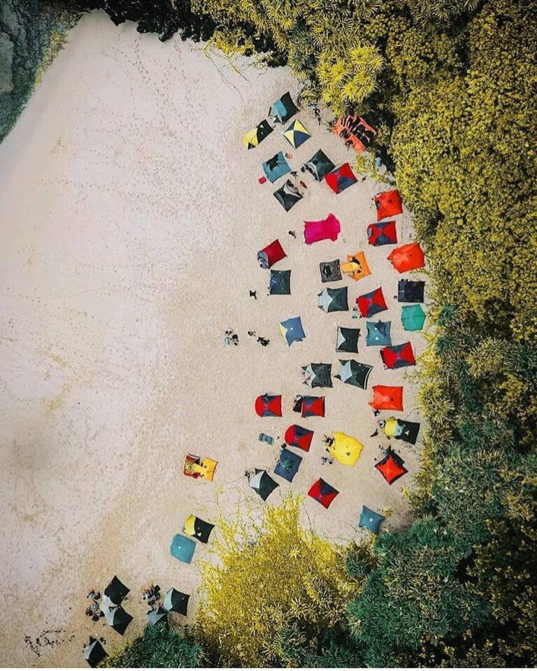 Camping di musim hujan seru ga menurut kalian?

#explorejogja photo today by  ta...