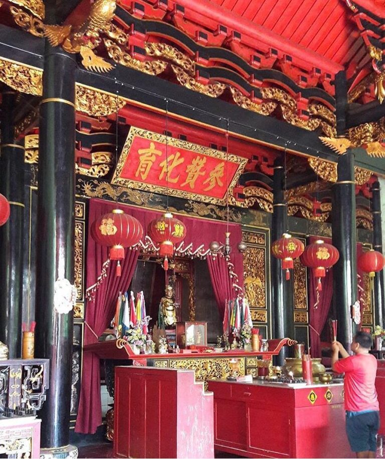 Happy Chinese New Year. .
#explorejogja photo today by  taken at Klenteng Poncow...