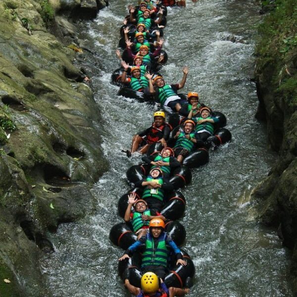 Ini nih buat yang nyari wahana adventure lainnya yang ada di Jogja.

#explorejog...