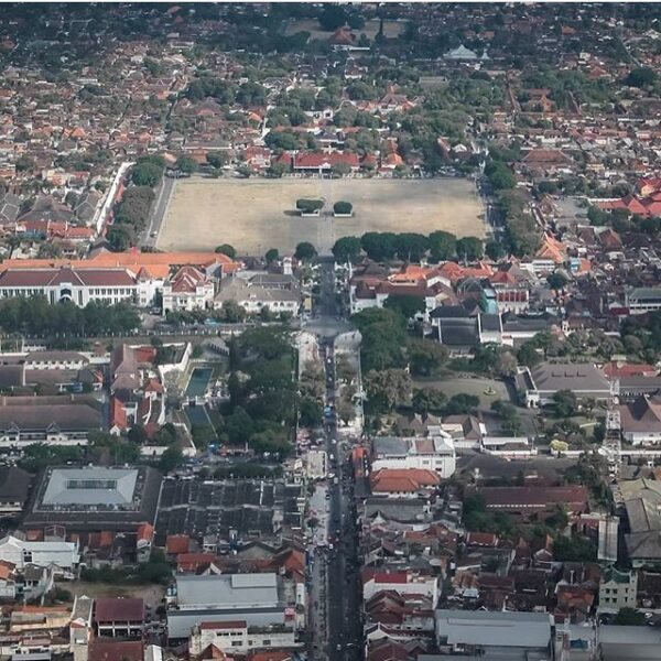 Kalo flight ke Jogja biasanya lihat pemandangan ini ya kan 

#explorejogja photo...