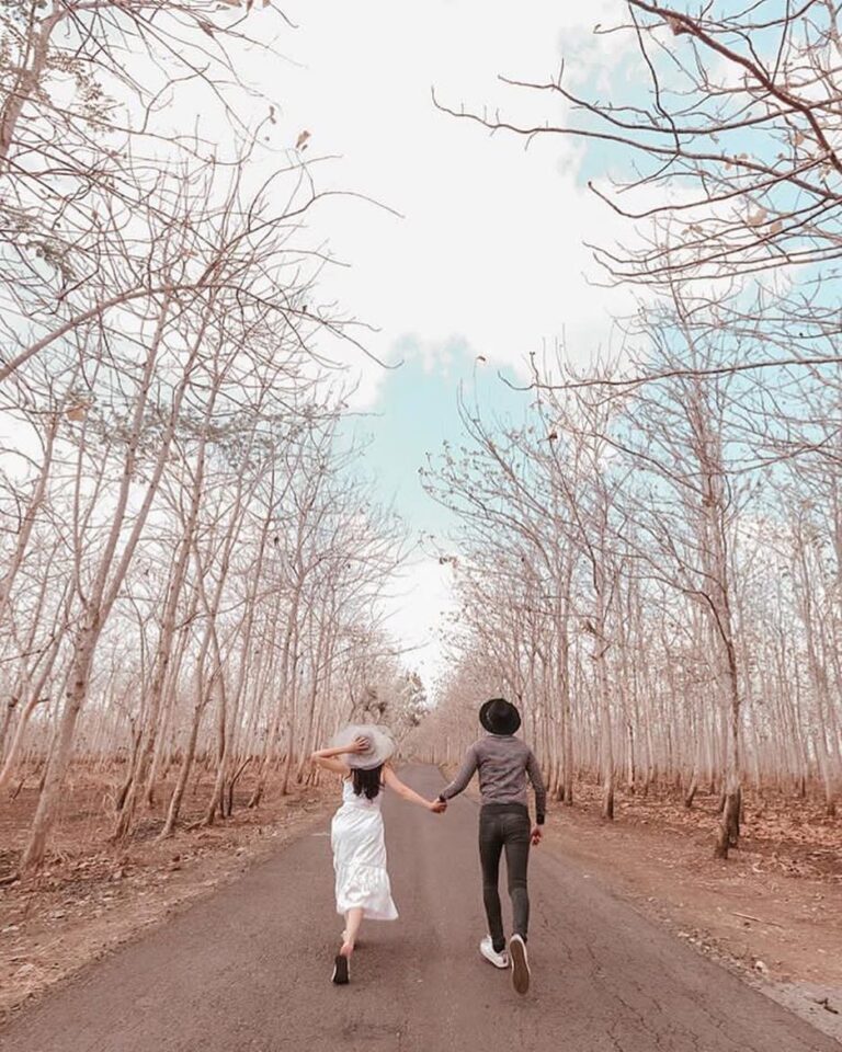 Selamat berakhir pekan semuanya 
*
#explorejogja photo today by  taken around Pl...
