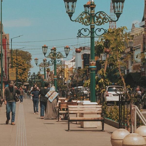 Sini lagi yuukkk

#explorejogja photo today by  taken at Jl.Malioboro, Yogyakart...