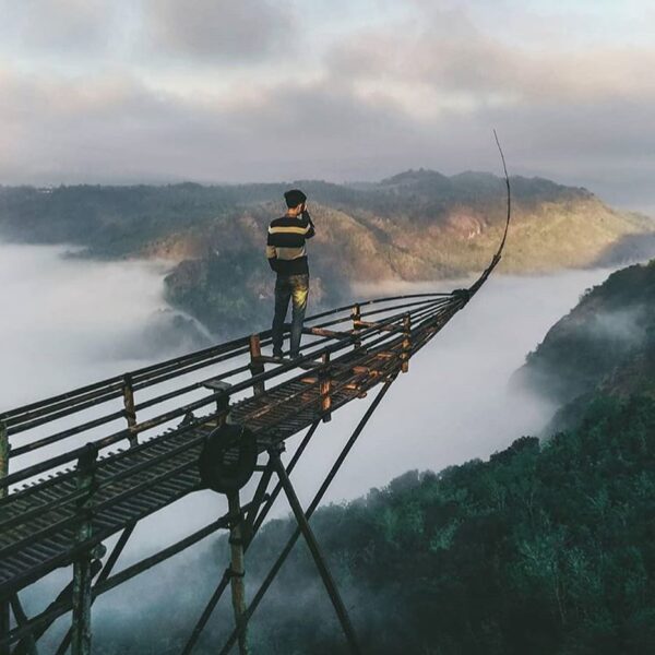 Udah dateng lagi nih kabutnya 

#explorejogja photo today by  taken at Jurang Te...