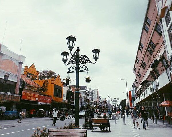 Yang kangen suaranya mana??? #explorejogja photo today by  taken at Jl.Malioboro...