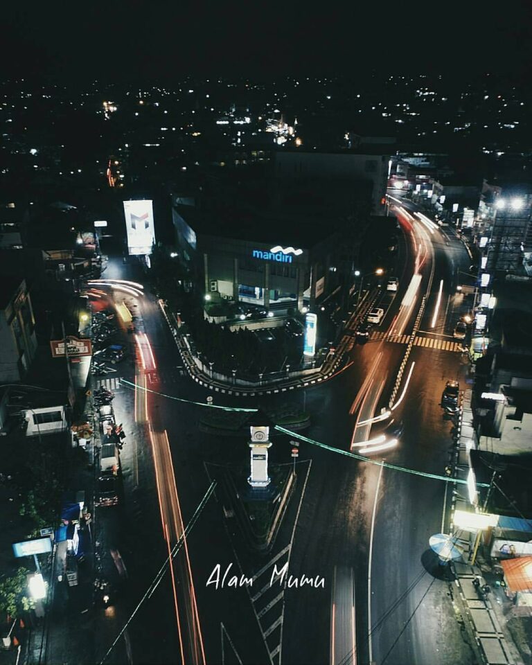 A brilliant bird-eye view above Sudirman T-junction nicely captured by  #explore...
