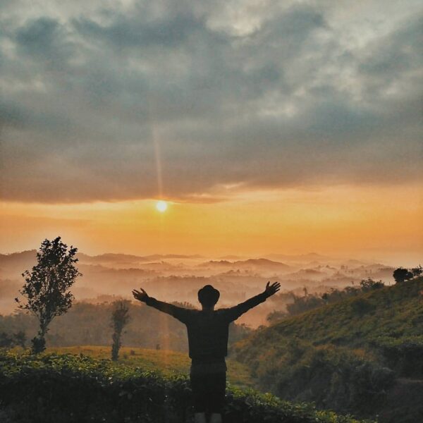 A golden hour photograph by  #exploresukabumi...