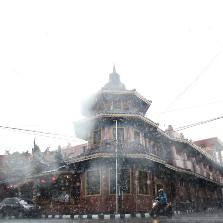 A rainy day
by  #exploresukabumi...