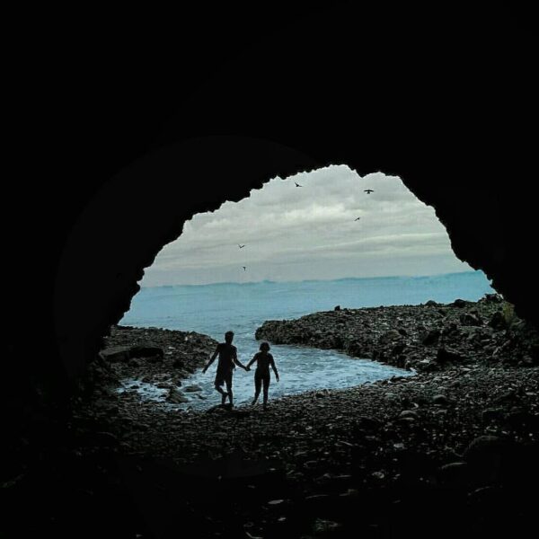 Ada yang tau kenapa pulau ini namanya Pulau Kunti?  #exploresukabumi photo by ...