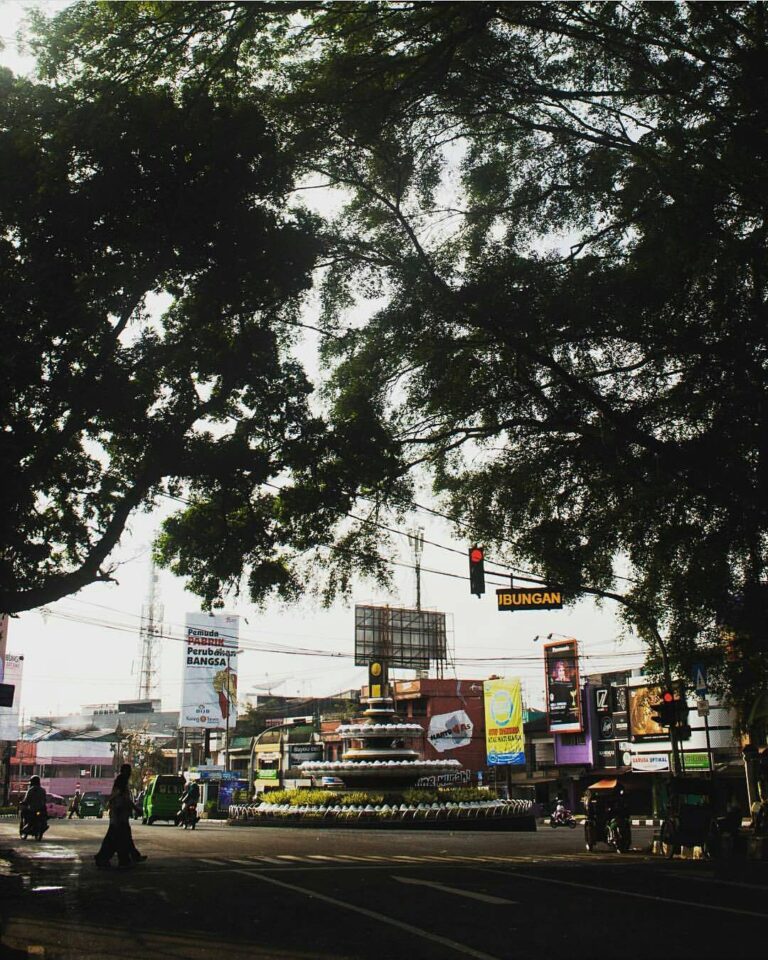 Back to routine. #exploresukabumi photo of Tugu Adipura by ...