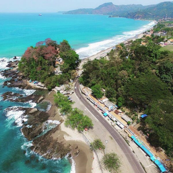 Bird eye view of Karang Hawu lensed by  
#exploresukabumi...
