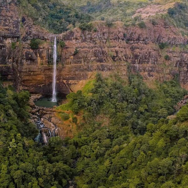 Breath-taking scene of Curug Cikanteh at #CPUGG well captured by  #exploresukabu...
