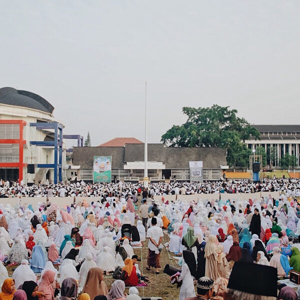 Eid Al-Fitr 1439 H vibes at Lapang Merdeka by  #exploresukabumi...
