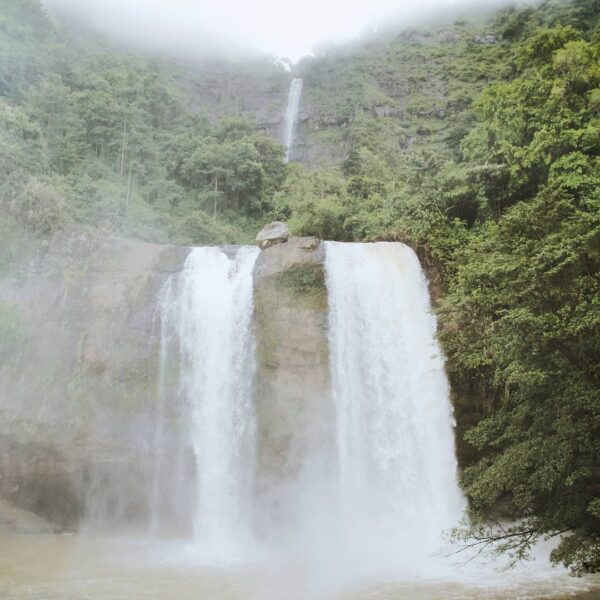 Enjoying the ambience of Curug Sodong. #exploresukabumi photo by  taken at #CPUG...