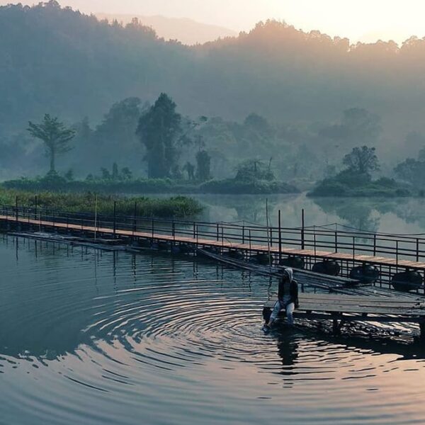 Even if you're not a morning person, this tranquil sunrise may inspire an early ...