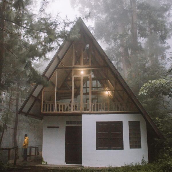 Have you ever wished waking up in this kind of situation? #exploresukabumi photo...