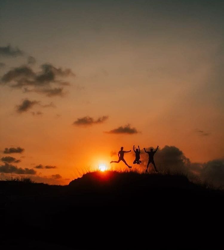 Having fun with friends under the sunset is a must!
Photo by  via  #exploresukab...
