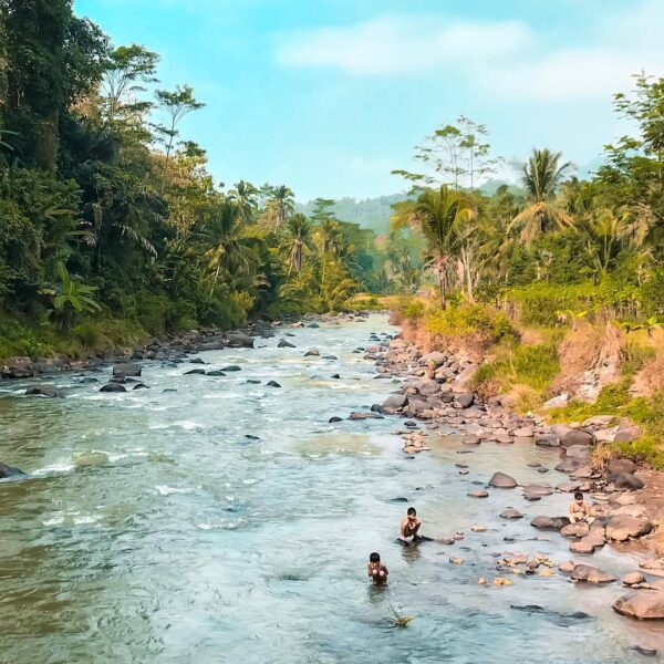 Hello, Sunday!
Every photograph has a story.. This one is taken at Citarik River...