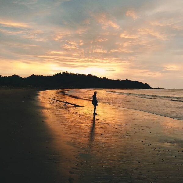 Hey! We're on a trip with  team, exploring some hidden gems in Sukabumi. Can you...