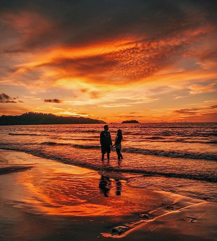 Let the sun and the sea set you free! -
Photo by  taken at Pantai Palangpang, #C...