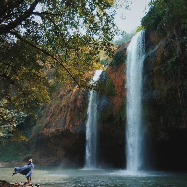 One of #ciletuhpalabuhanratugeopark hidden gems, Curug Sodong. An epic shot by  ...
