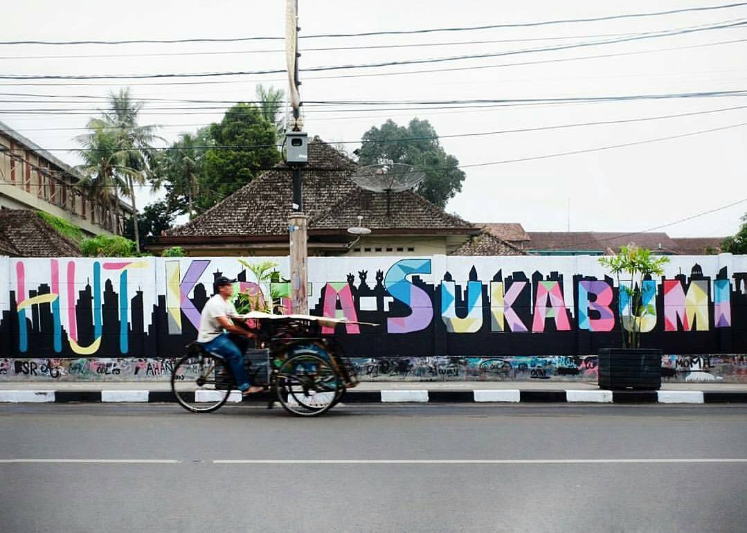 Pada sejarahnya, nama #Sukabumi sudah ada sejak Januari, 1815. Sedangkan pemerin...