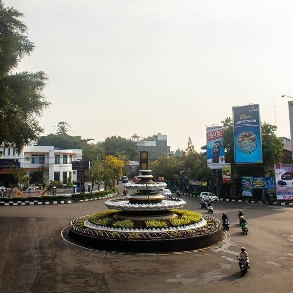 Photo by  taken at Tugu Adipura #exploresukabumi...