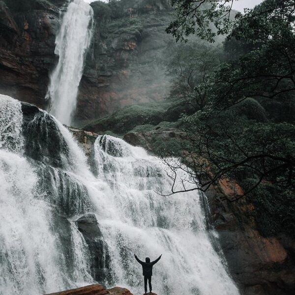 Throwback to our last journey with  team. Curug Cikanteh is one of destination w...
