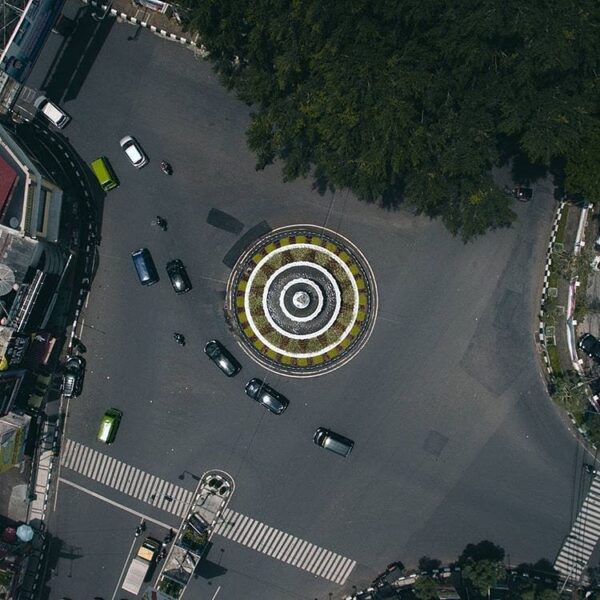 Tugu Adipura Sukabumi from above.
How many times have you passed this way a day?...