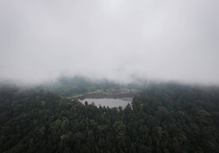 Wet season is here! Bird-eye view above Situgunung, #Kadudampit, by  #exploresuk...