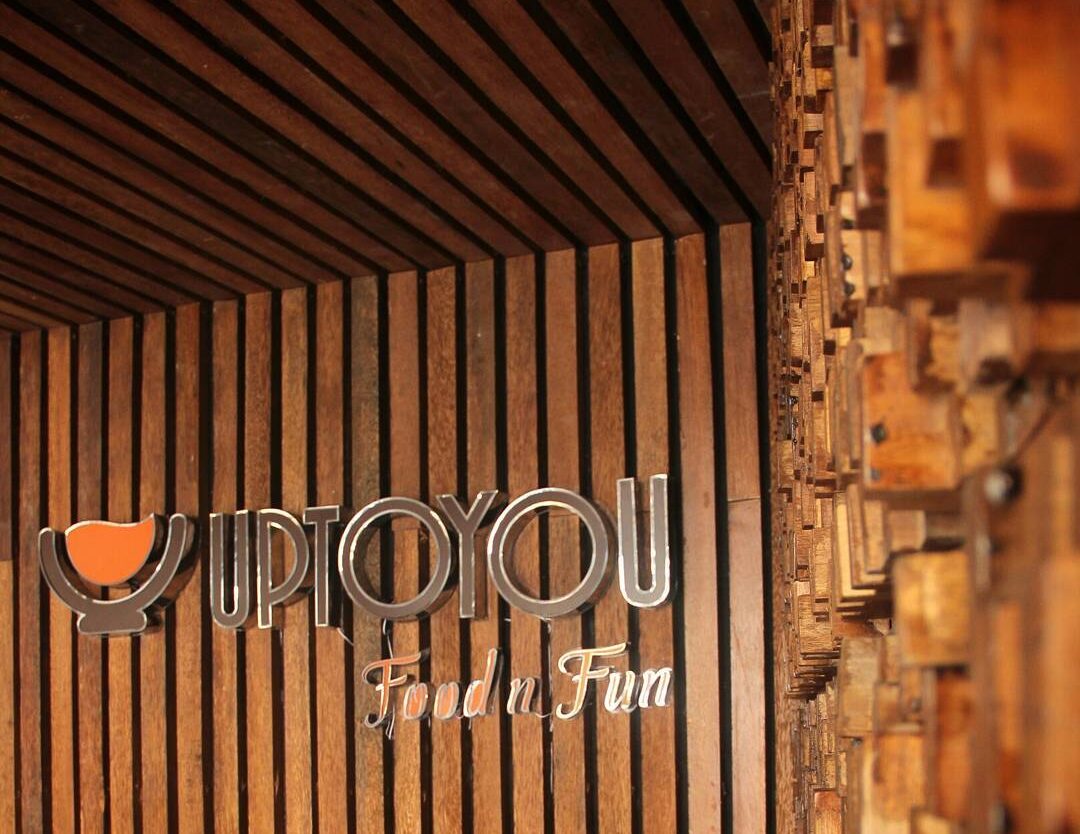 #es_shoutout
Hi, peeps! Bingung mau nongkrong dimana?  aja! Gak jauh dari pusat ...