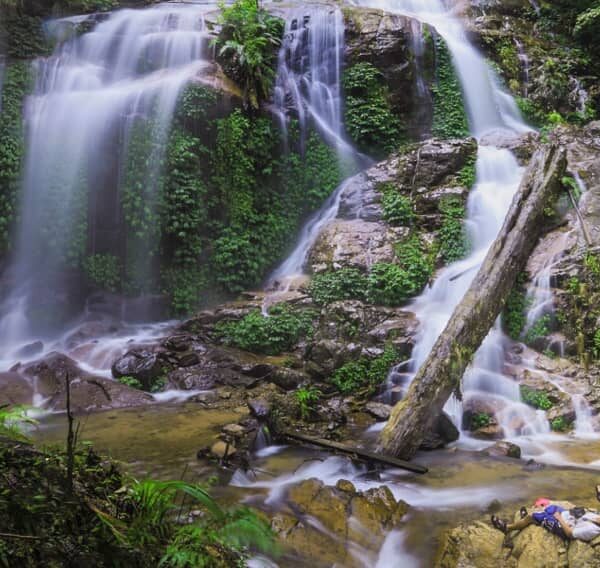 Keberadaan Air Terjun Talang Kemulun ini memang cukup tersembunyi sehingga tak b...