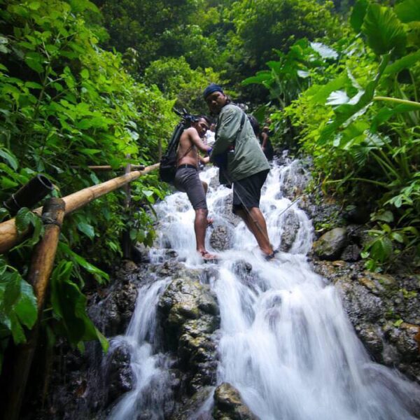 Minggu kemarin teman-teman dari  (Forum Wartawan Pariwisata Indonesia) mencoba m...