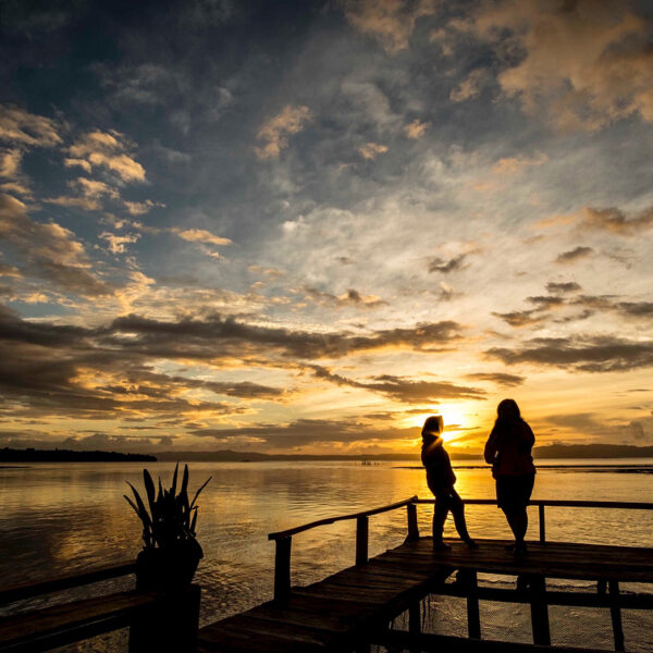 Ohoi Disuk, Mentari Seiring Pelangi.
.
Setiap sisi jalanan di Langgur, Maluku Te...