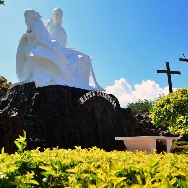 Patung Mater Dolorosa, salah satu ikon kebanggaan Larantuka, Flores Timur

#Peso...