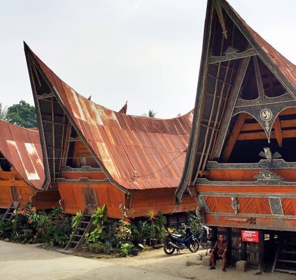 Pernah dengar kisah jejak perkampungan kanibal dari Tanah Batak?
.

Ternyata, di...