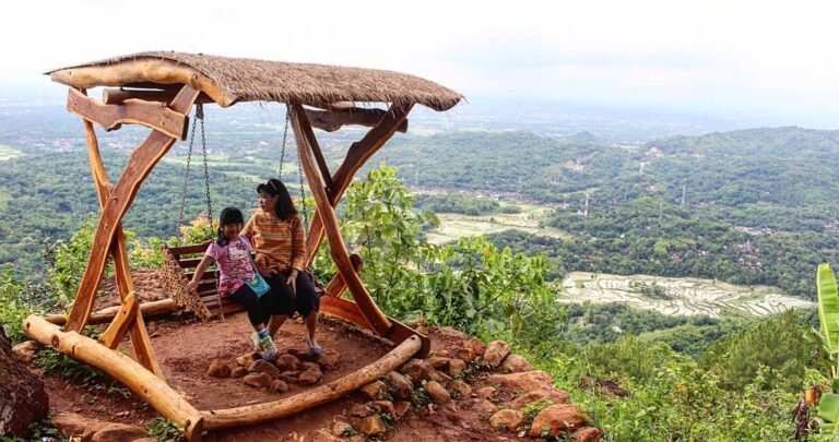 Puncak Becici, salah satu spot terbaik untuk melihat “Amazonnya Jogja”. Lokasi w...