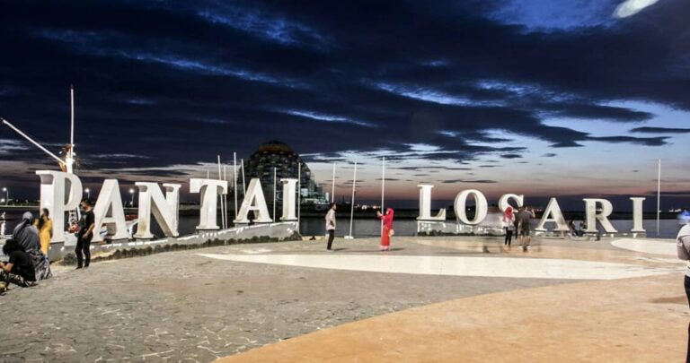 Sudah cobain Coto Makassar yang begitu enak dan lezat? Nah, kalau mau nyobain, p...