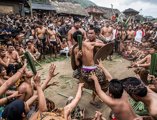 Tenganan Festival 2018 atau Tradisi Perang Pandan di desa Tenganan, Bali Timur a...