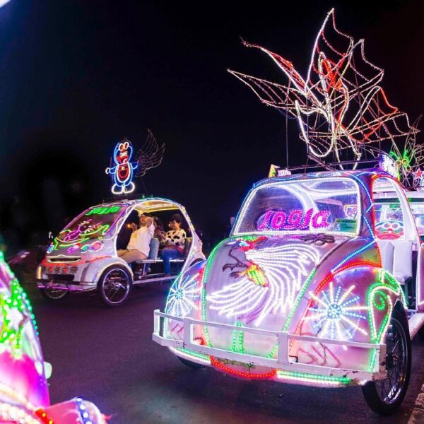 Untuk kamu yang lagi berlibur di Jogja mencari hiburan malam nan menyenangkan be...